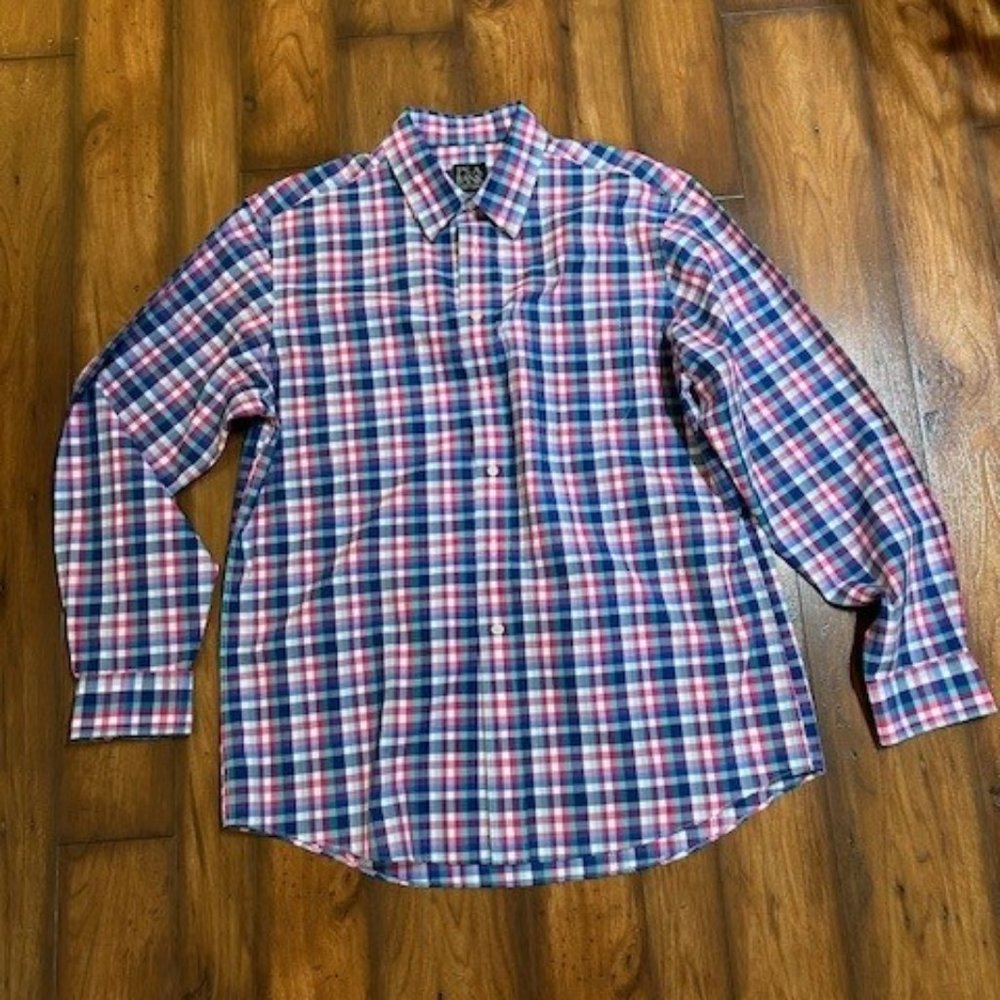 Jos. A. Bank men's dress shirt - size large. Great condition
